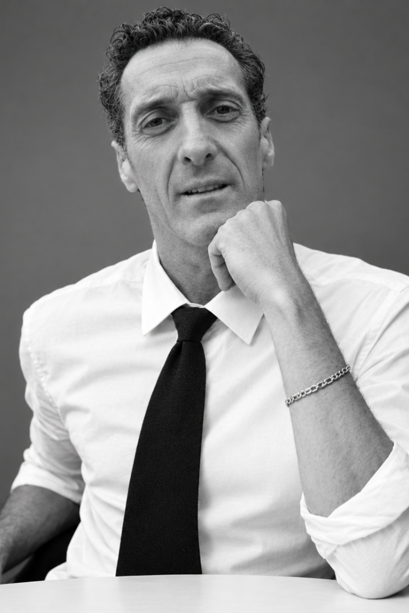 Cyril Mellet a changé ses photos