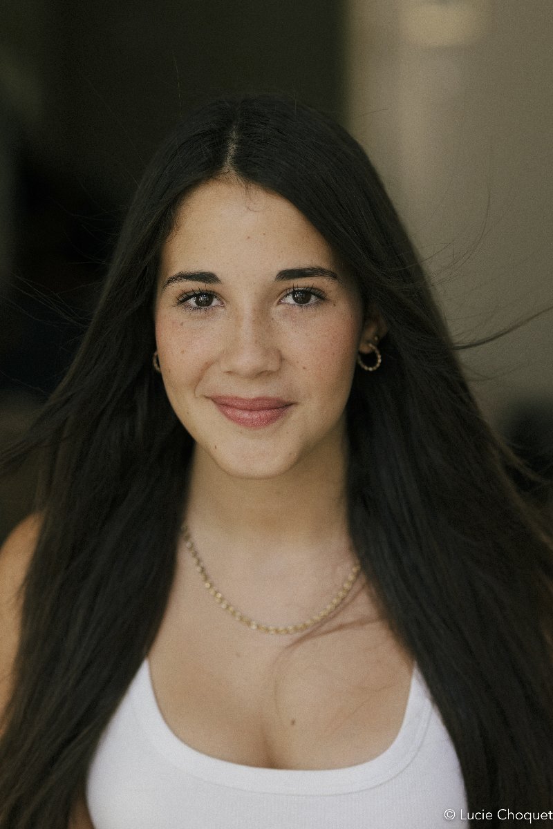Nina Mori a changé ses photos