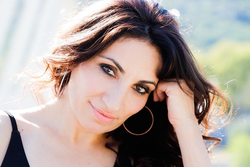 Paola Lavini a changé ses photos